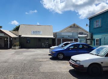 barbados/hastings/restaurant/almond-shak-deli