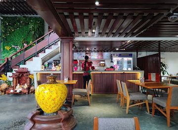 cambodia/tbong-khmum/restaurant/kuch-cafe-kampong-cham
