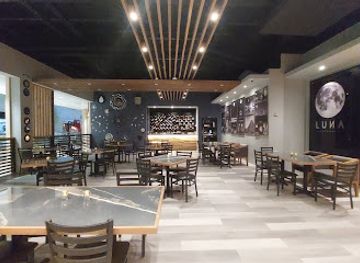 trinidad-and-tobago/port-of-spain/restaurant/luna-restaurant