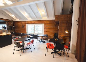 finland/kuopio/restaurant/ravintola-puijon-maja