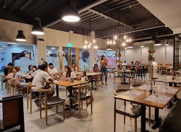 philippines/vigan/restaurant/hillside-food-hub