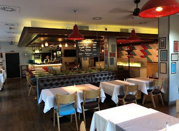 hungary/northern-great-plain/restaurant/riso-ristorante-terrace