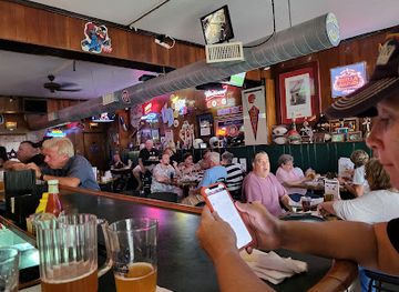 ohio/dayton/restaurant/slyder-s-tavern