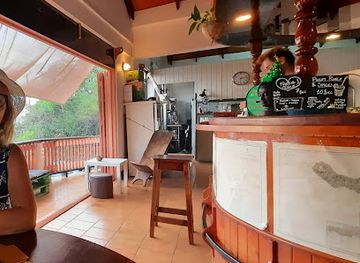 grenada/carriacou-and-petite-martinique/restaurant/frogs-restaurant