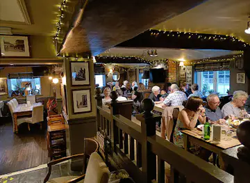Queens Head Longford