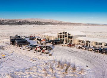 iceland/langjökull-glacier/restaurant/skjol-bistro-amazing-tours-basecamp