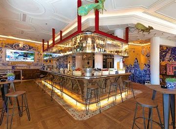 spain/madrid/salamanca/restaurant/patio-de-leones