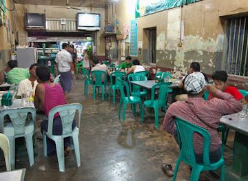 myanmar-burma/hpa-an/restaurant/local-bar-with-proper-dark-beer