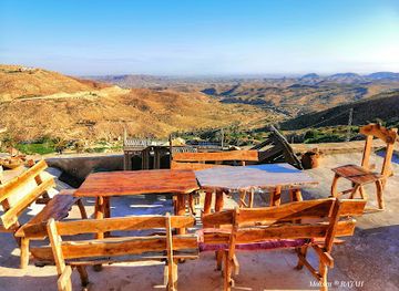 tunisia/the-dahar-mountains/restaurant/bechir-s-coucha-arbi-viande-au-feu-de-bois-et-auberge