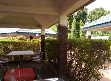 burkina-faso/ouagadougou/restaurant/restaurant-le-calin