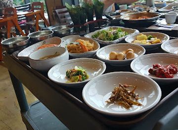 south-korea/jeju-city/seogwipo-city/restaurant/chunshim