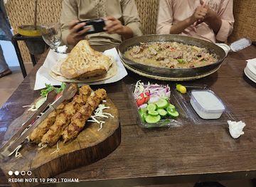 pakistan/southern-punjab/restaurant/hn-food