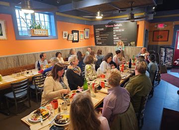 connecticut/norwalk/restaurant/valencia-luncheria