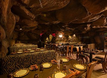 india/bengaluru/restaurant/gufha-restaurant-kumarapark