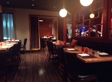 canada/ottawa-valley/restaurant/s-o-m-e-w-h-e-r-e-dine-bar