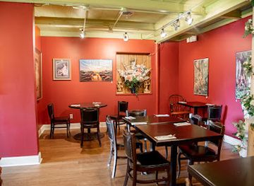 indiana/muncie/restaurant/tuppee-tong-thai-restaurant