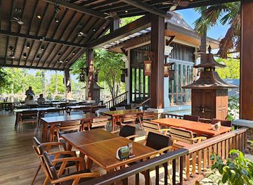 thailand/lanna/restaurant/papee-lanna-park