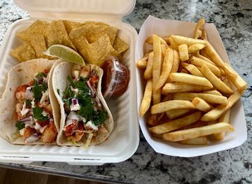 maine/acadia-national-park/restaurant/the-bucking-lobster