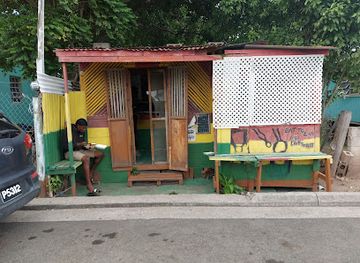 saint-kitts-and-nevis/charlestown/restaurant/exodus-ital-restaurant-bar