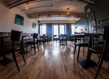 guernsey/l-ancresse-bay/restaurant/hook