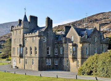 united-kingdom/isle-of-harris/restaurant/amhuinnsuidhe-castle