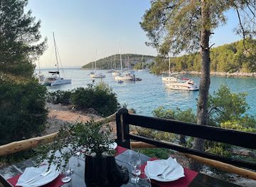 croatia/hvar-island/restaurant/konoba-ringo