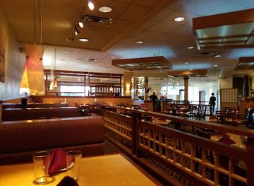 illinois/arlington-heights/restaurant/sun-shui-asian-kitchen-sushi