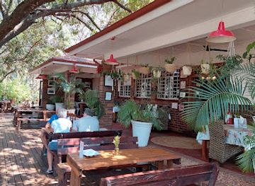 south-africa/kruger-national-park/restaurant/sleepers-railway-station-restaurant