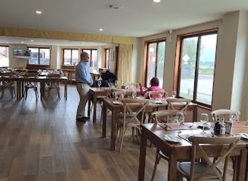 chile/aysen-region/restaurant/restaurant-rio-cisnes