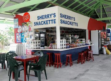 guyana/anna-regina/restaurant/sherry-s-snackette