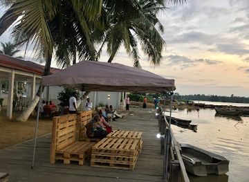 cameroon/tiko-beach/restaurant/pipo-beach