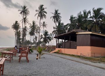 ghana/cape-coast/restaurant/sun-beach-bar-restaurant