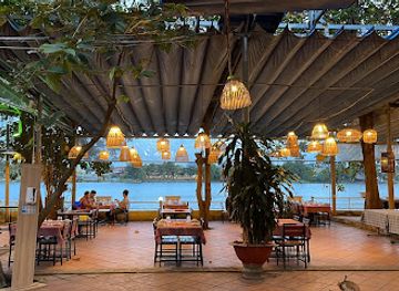 vietnam/mekong-delta/restaurant/mekong-quan-am-thuc-song