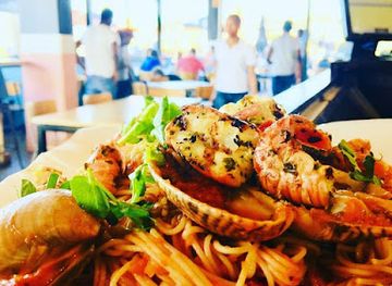 south-africa/kwazulu-natal/restaurant/surf-riders-south-beach-beachfront