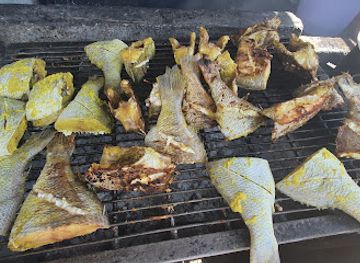 mayotte/bandrele/restaurant/brochetterie-maminova