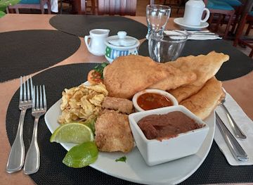 belize/belize-city/restaurant/the-treehouse-restaurant-belize