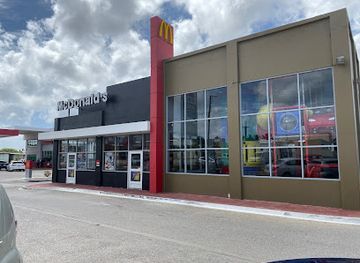 aruba/santa-cruz/restaurant/mcdonald-s