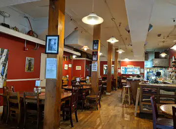 Gillie's Inc
