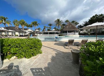 the-bahamas/exuma-cays-land-and-sea-park/restaurant/palapa-grand-isle-resort