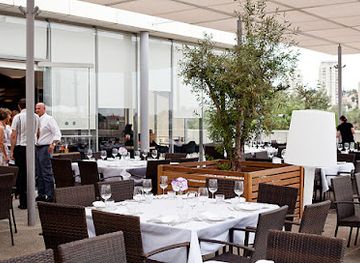 israel/jerusalem/restaurant/modern