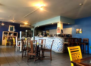 northern-mariana-islands/northern-islands/restaurant/garlic-grotto-restaurant