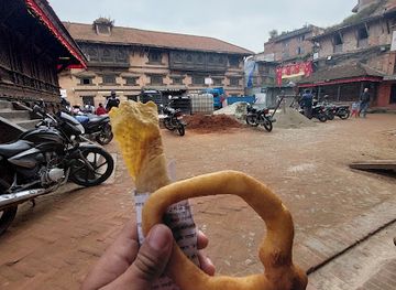 nepal/bhaktapur/restaurant/gopal-dai-ko-chya-pasal