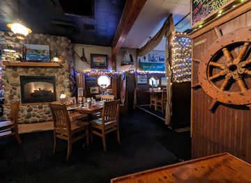 michigan/marquette/restaurant/portside-inn