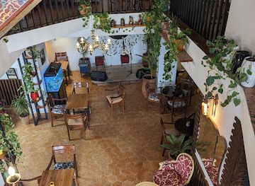 morocco/fes/restaurant/fez-friends