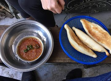 ethiopia/gondar/restaurant/ful-hawkers