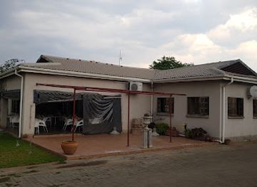 zimbabwe/matobo-national-park/restaurant/canela-coffee-shop-restaurant