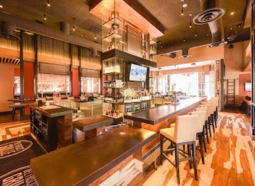 california/irvine/restaurant/del-frisco-s-grille