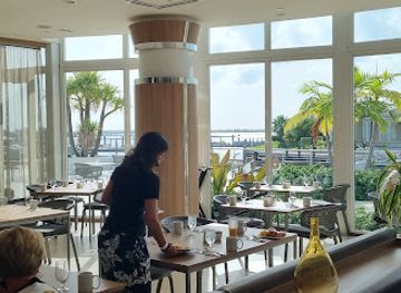 the-bahamas/bimini/restaurant/the-tides