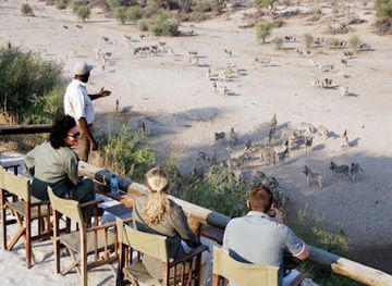 botswana/kgalagadi-transfrontier-park/restaurant/central-kalahari-game-reserve