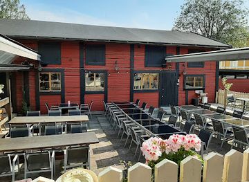 finland/kuopio/restaurant/ravintola-kummiseta